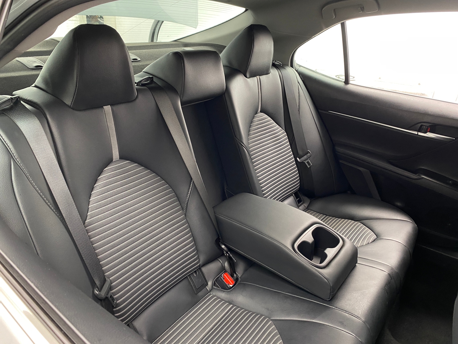 Thumbnail: 2019 Toyota Camry - 6