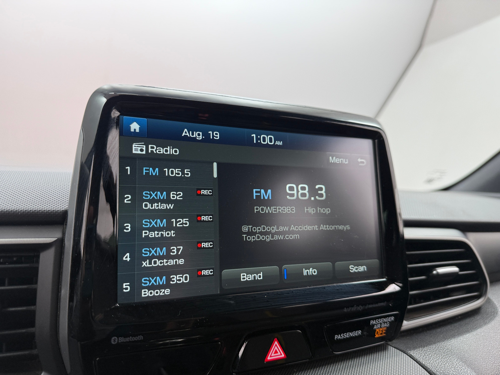 Thumbnail: 2019 Hyundai Veloster - 3