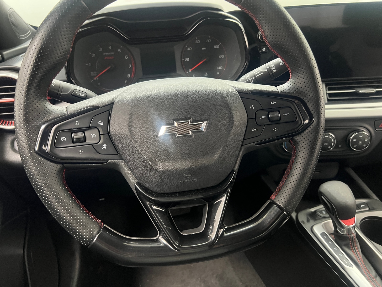 Thumbnail: 2025 Chevrolet Trax - 5