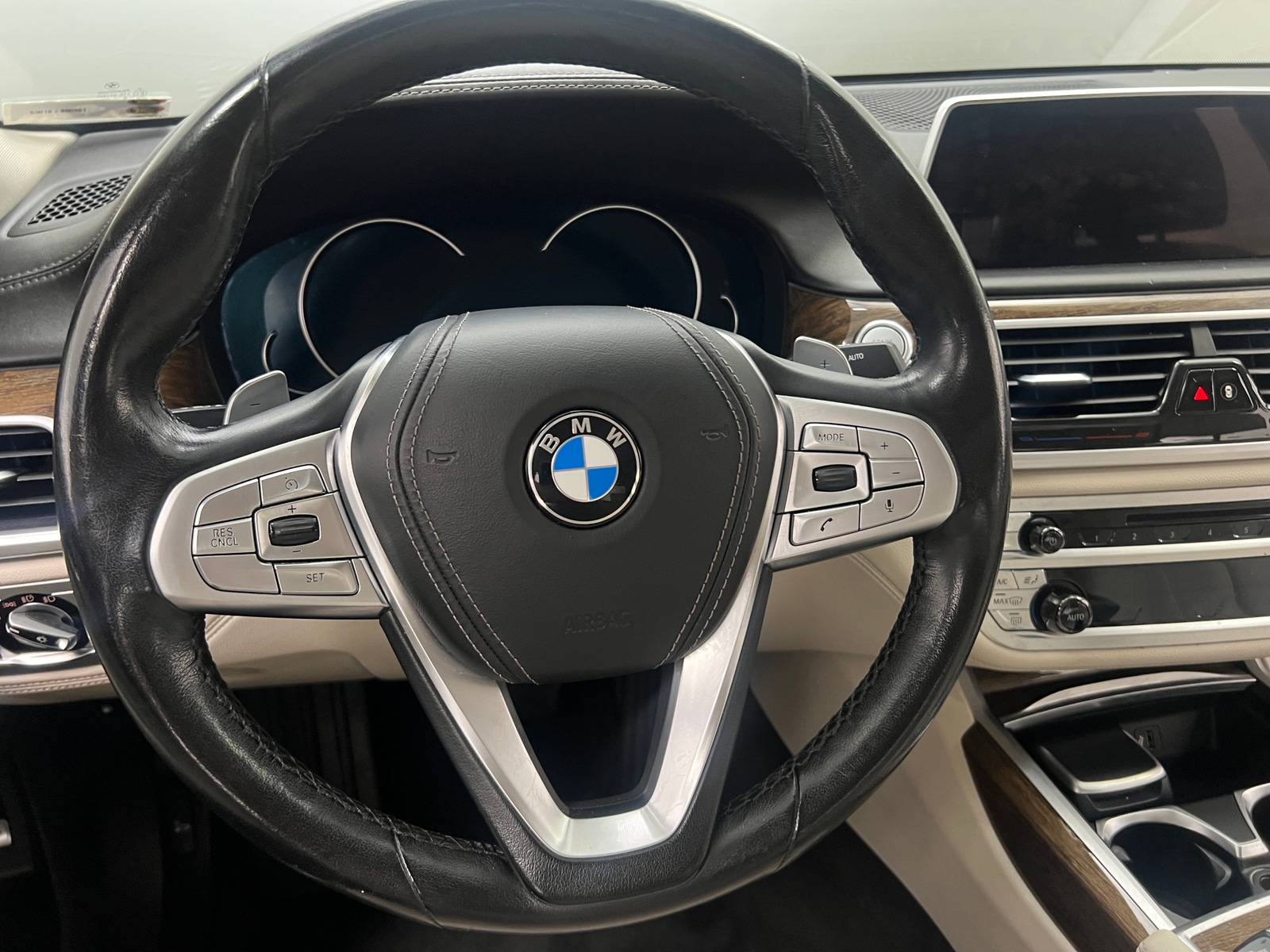 Thumbnail: 2018 BMW 7 Series - 4