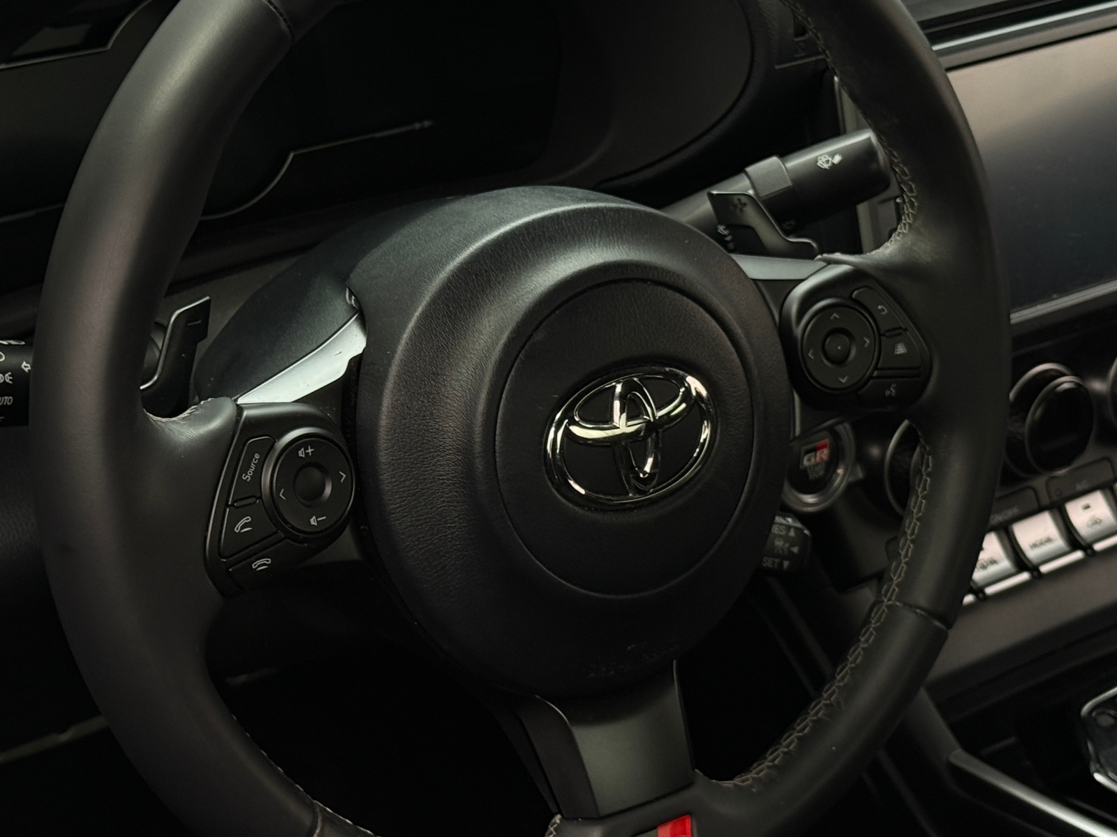 Thumbnail: 2023 Toyota GR86 - 4