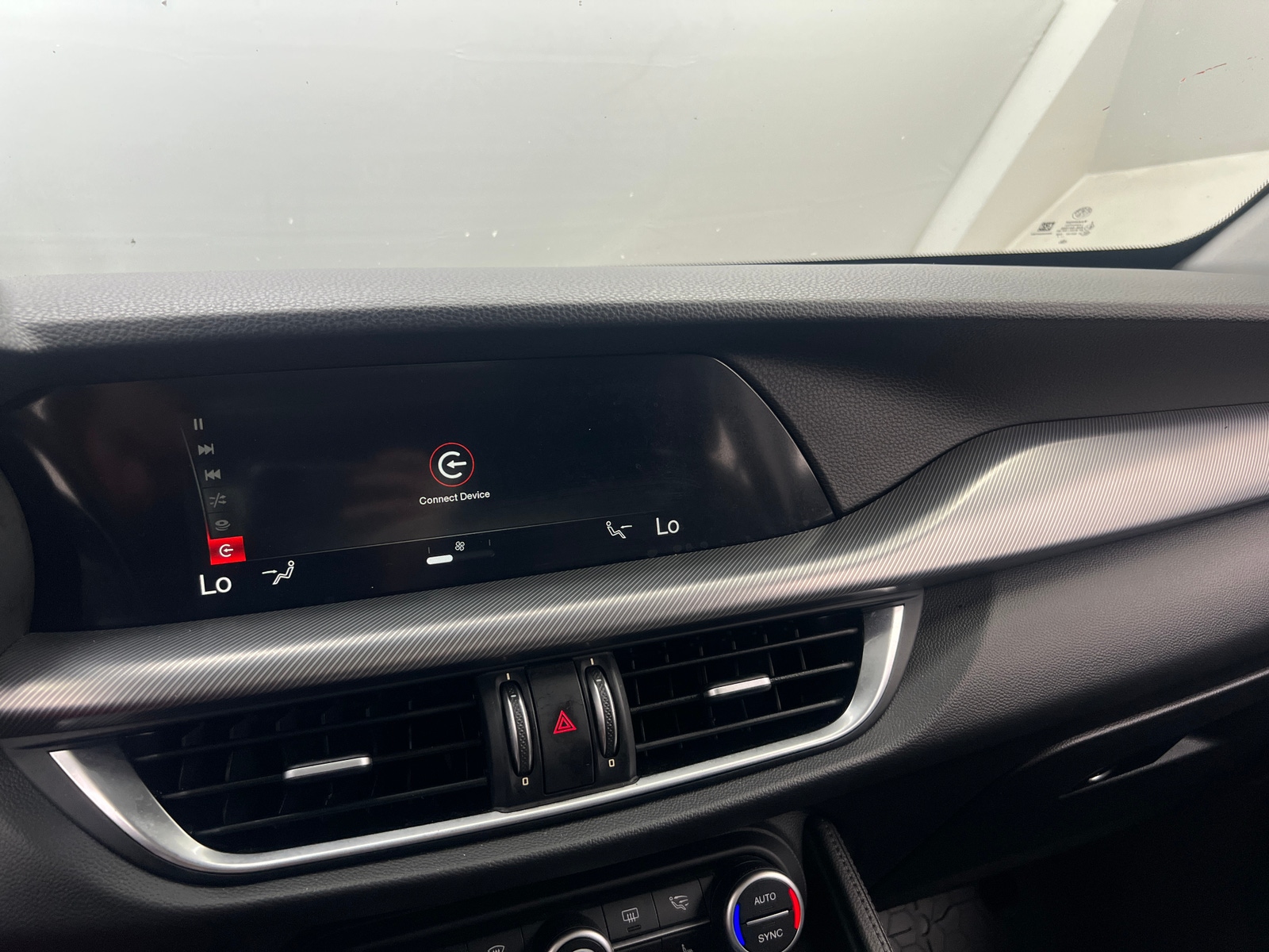 Thumbnail: 2018 Alfa Romeo Stelvio - 3