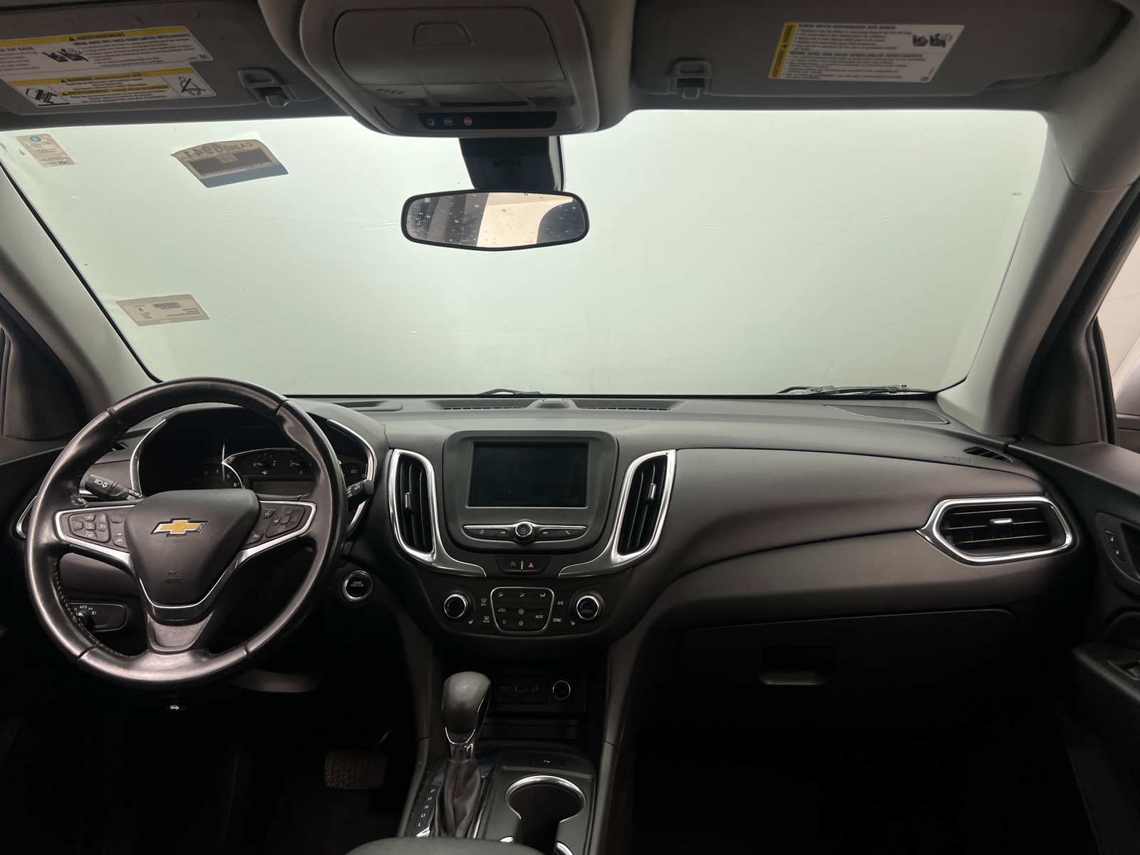 Thumbnail: 2022 Chevrolet Equinox - 3