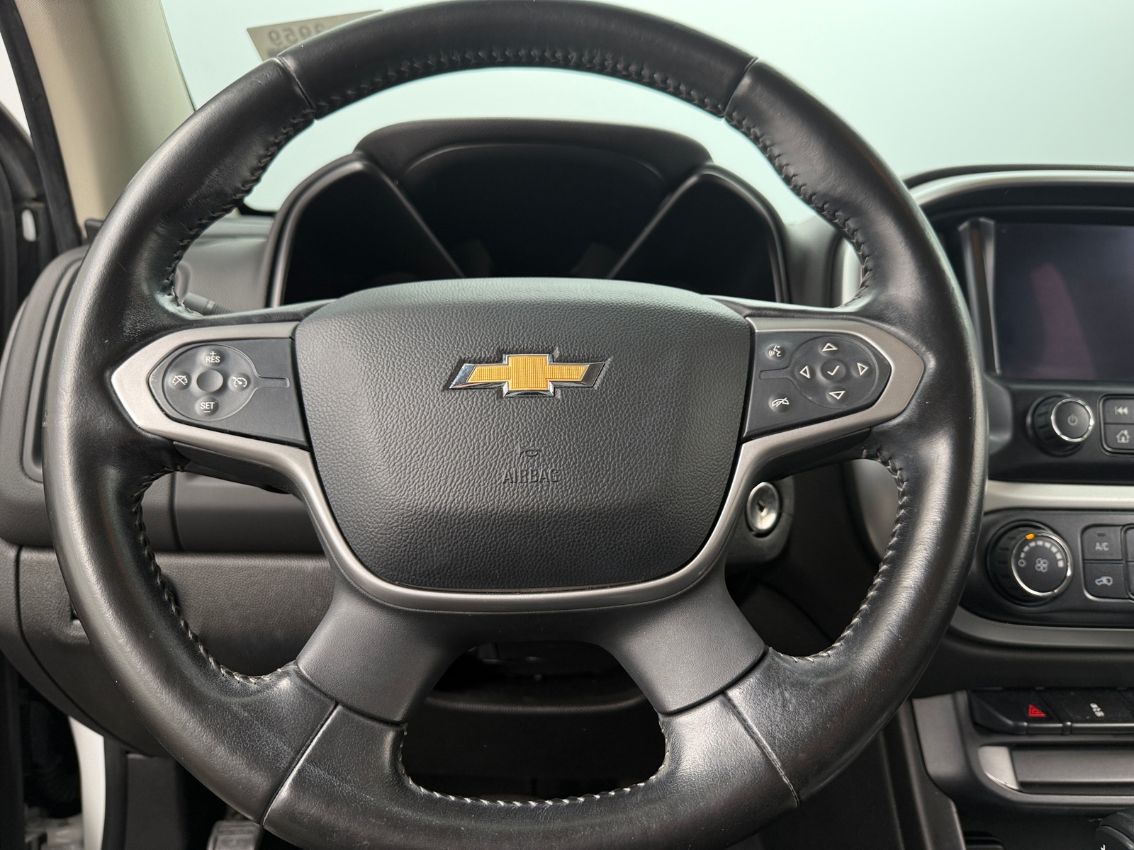 Thumbnail: 2019 Chevrolet Colorado - 5