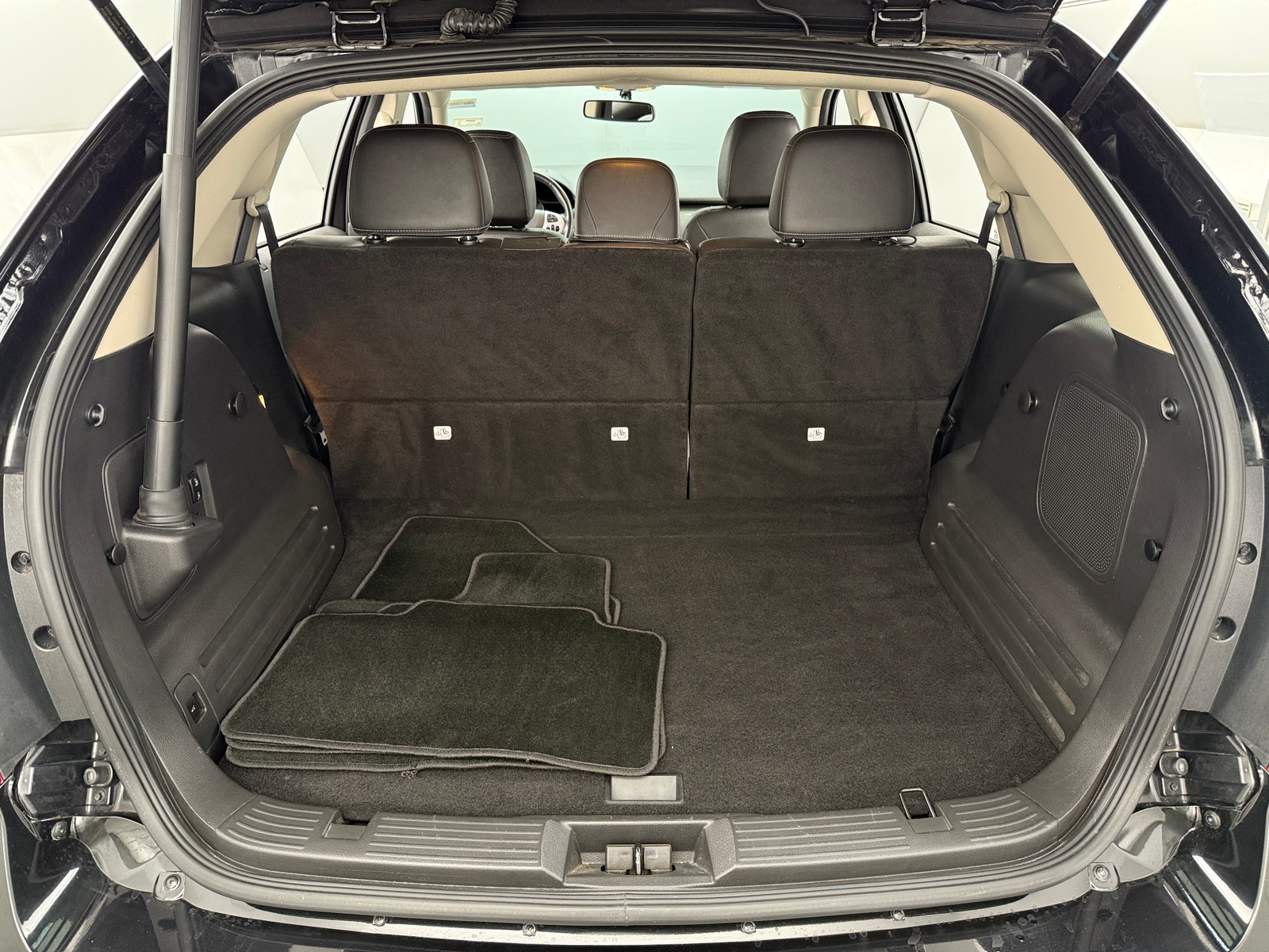 Thumbnail: 2013 Ford Edge - 6
