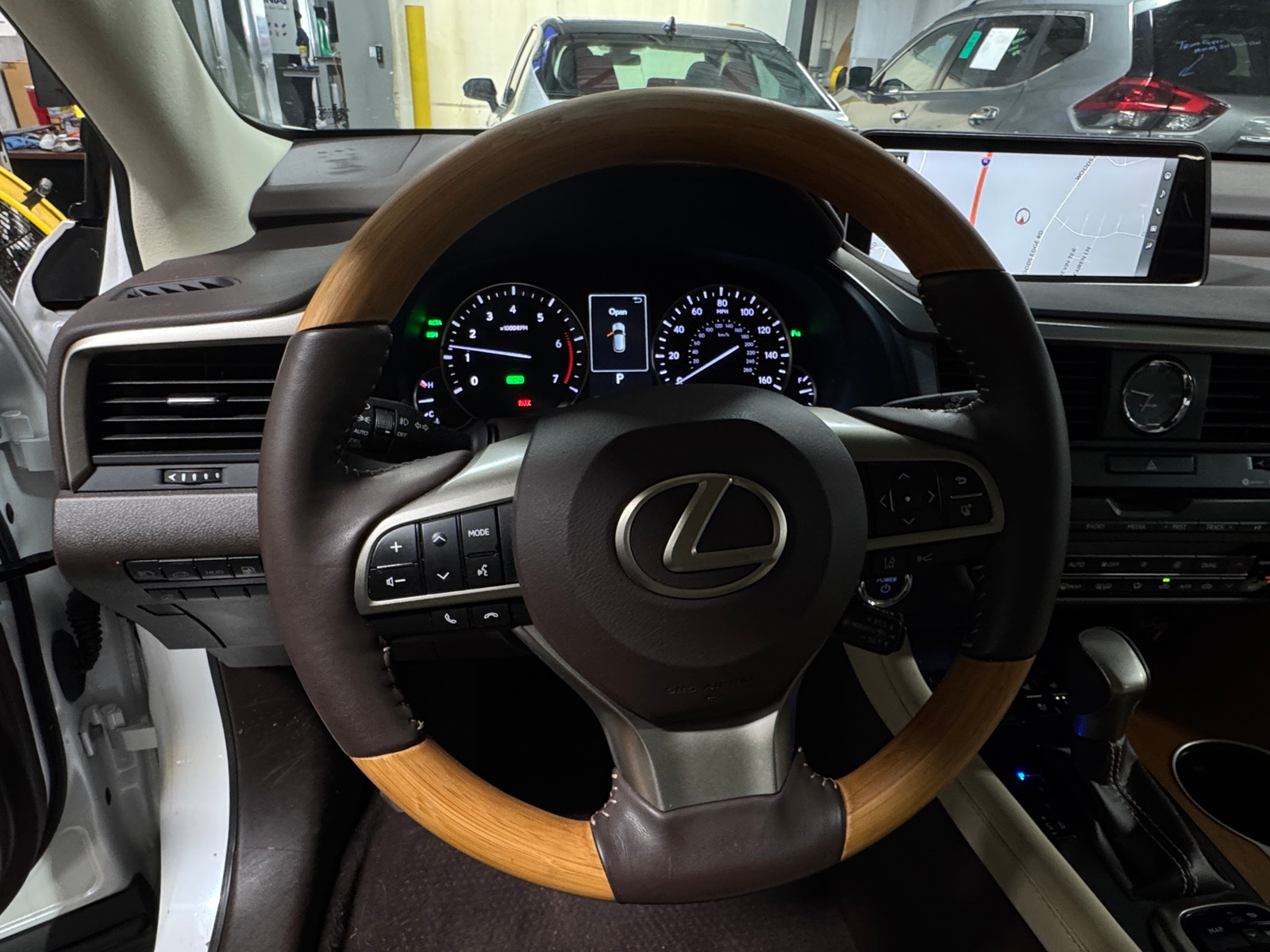 Thumbnail: 2019 Lexus RX - 4