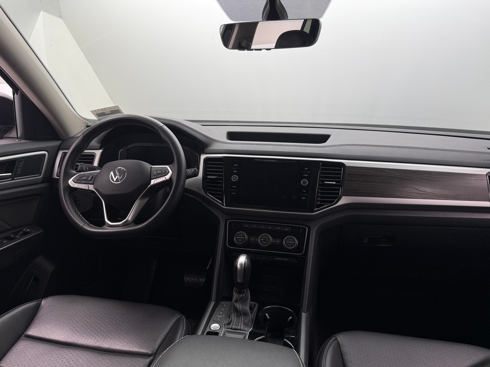 Thumbnail: 2022 Volkswagen Atlas - 2