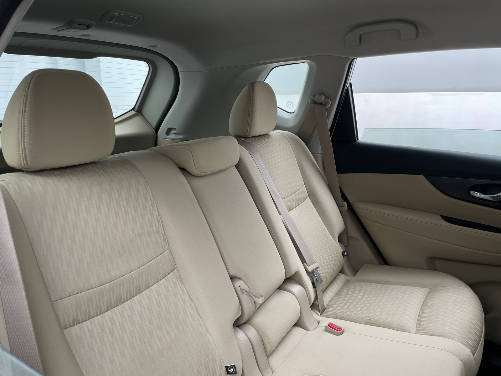 Thumbnail: 2017 Nissan Rogue - 6