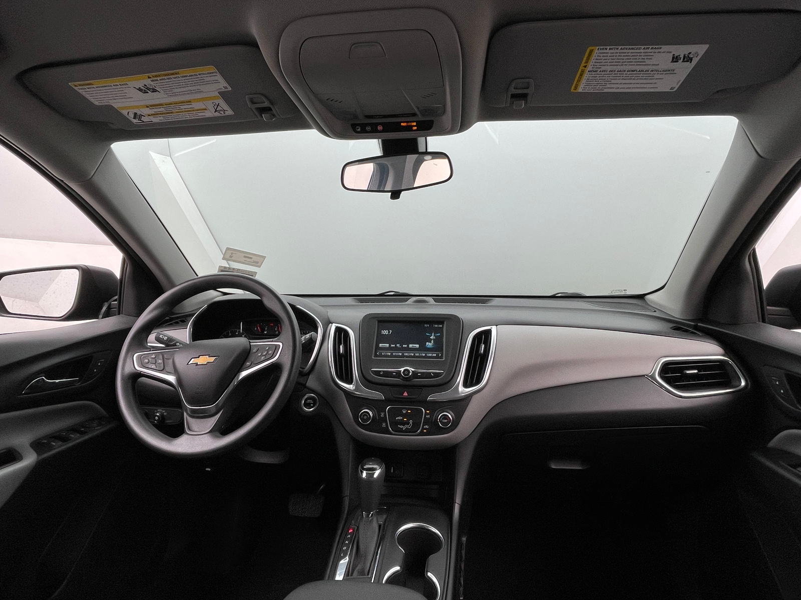 Thumbnail: 2018 Chevrolet Equinox - 3