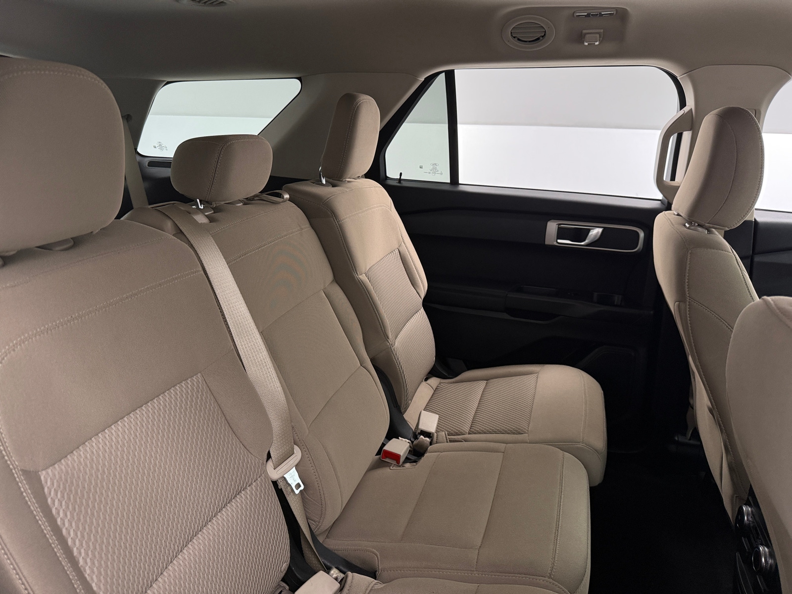 Thumbnail: 2021 Ford Explorer - 6