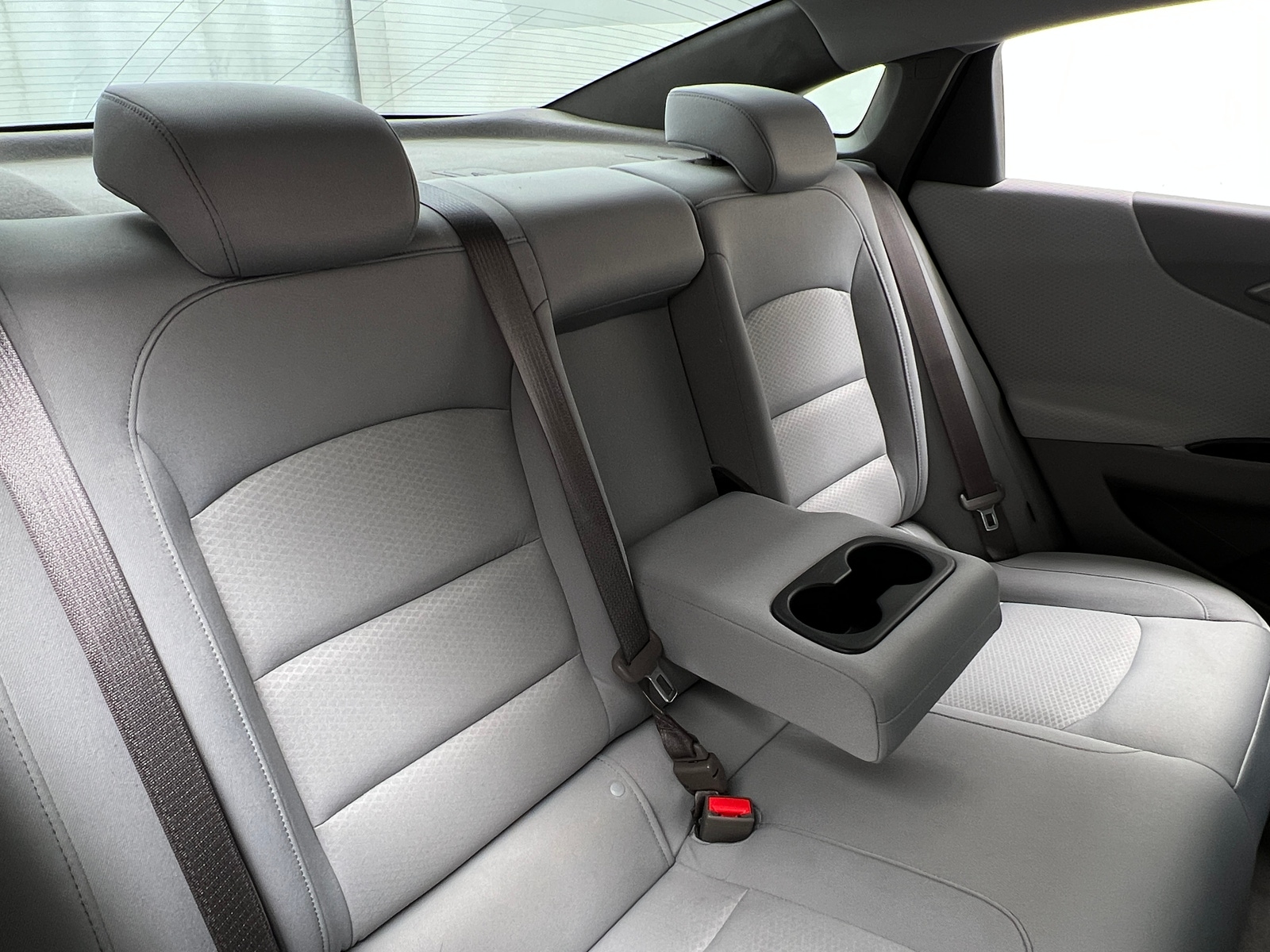 Thumbnail: 2016 Chevrolet Malibu - 6