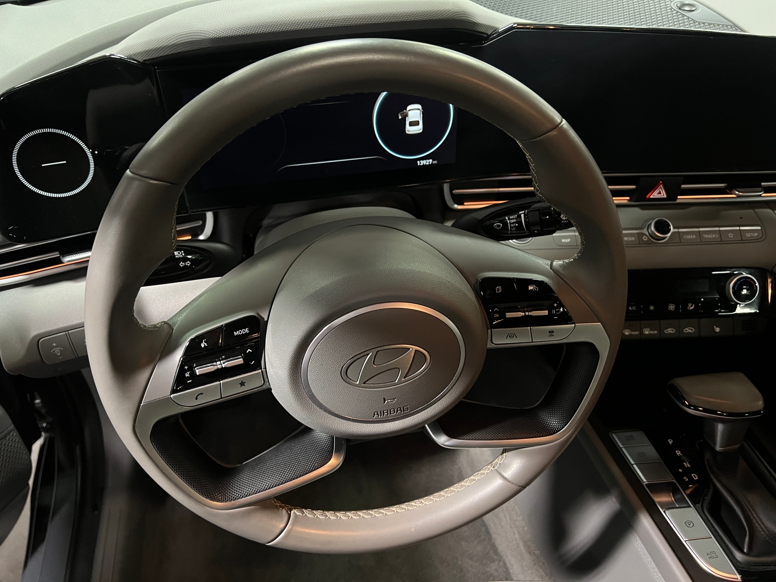 Thumbnail: 2024 Hyundai Elantra - 5
