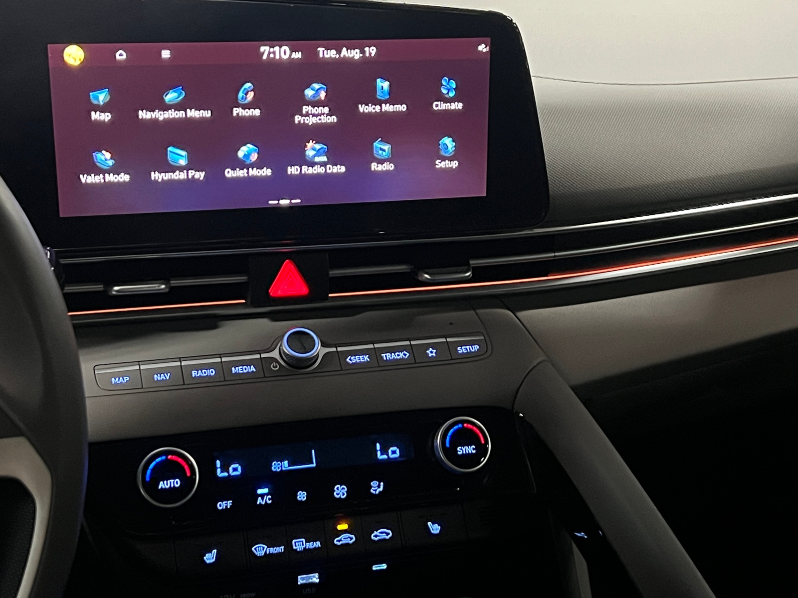 Thumbnail: 2024 Hyundai Elantra - 4