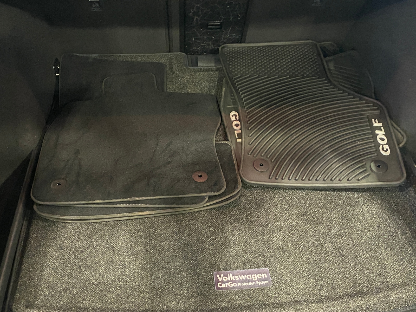 Thumbnail: 2017 Volkswagen e-Golf - 7