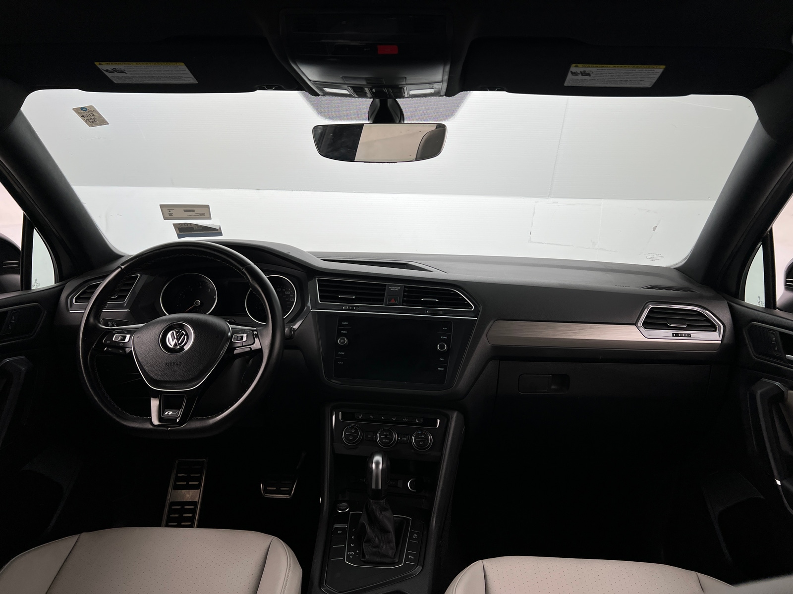 Thumbnail: 2020 Volkswagen Tiguan - 2