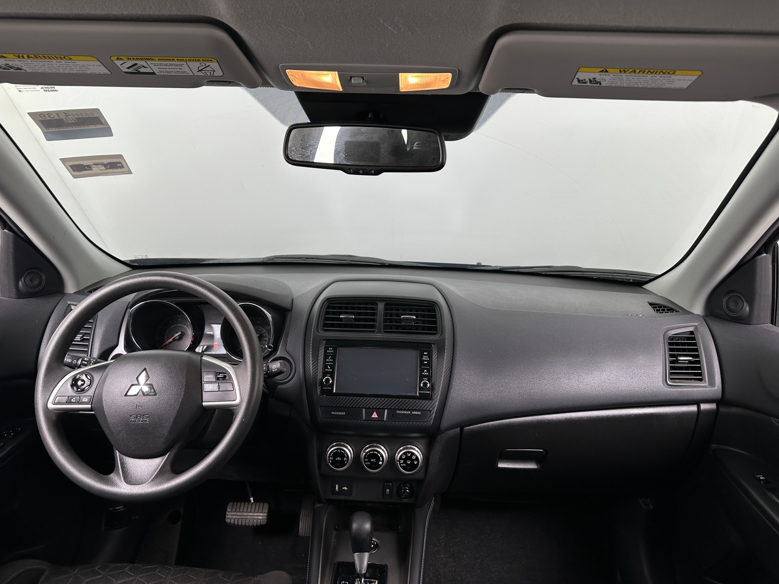 Thumbnail: 2022 Mitsubishi Outlander Sport - 3