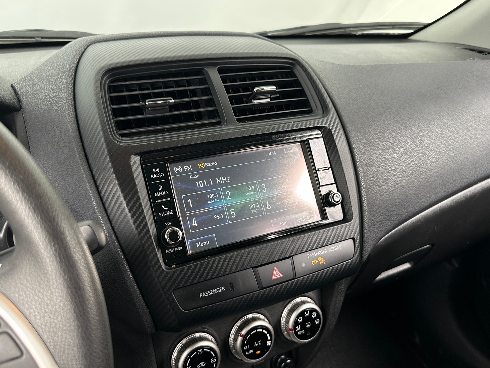 Thumbnail: 2022 Mitsubishi Outlander Sport - 4
