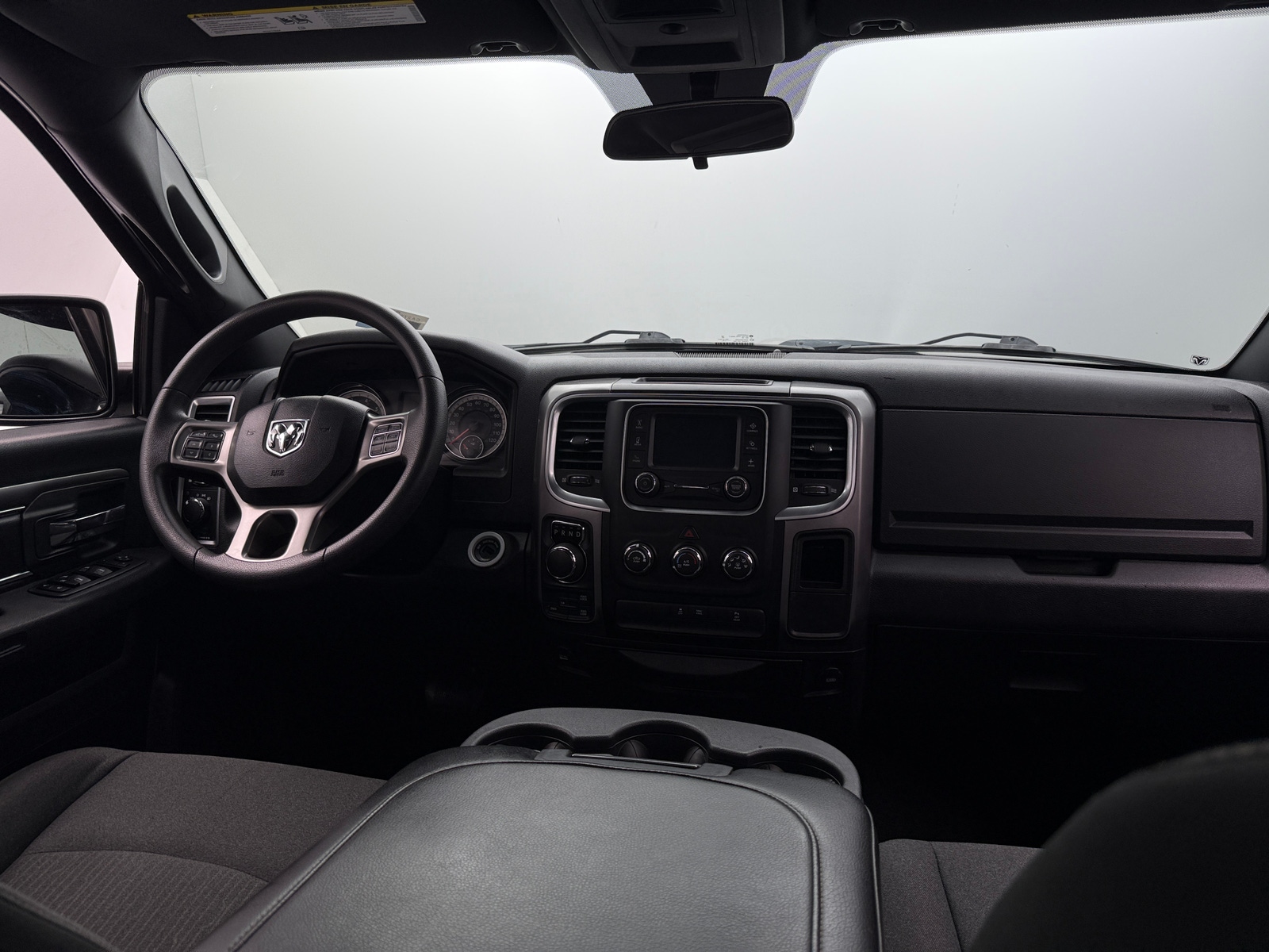 Thumbnail: 2021 RAM 1500 Classic - 3