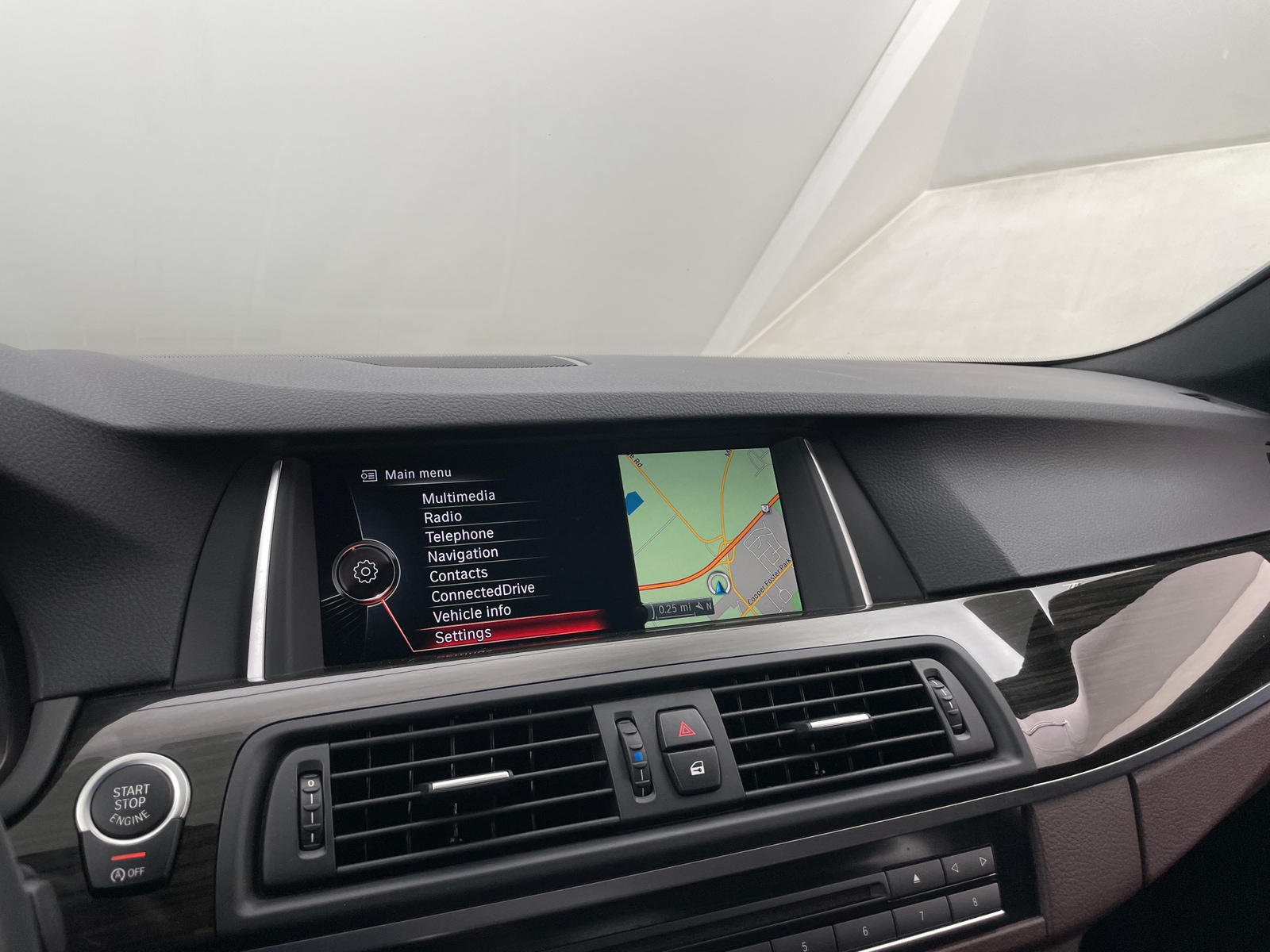 Thumbnail: 2015 BMW 5 Series - 3