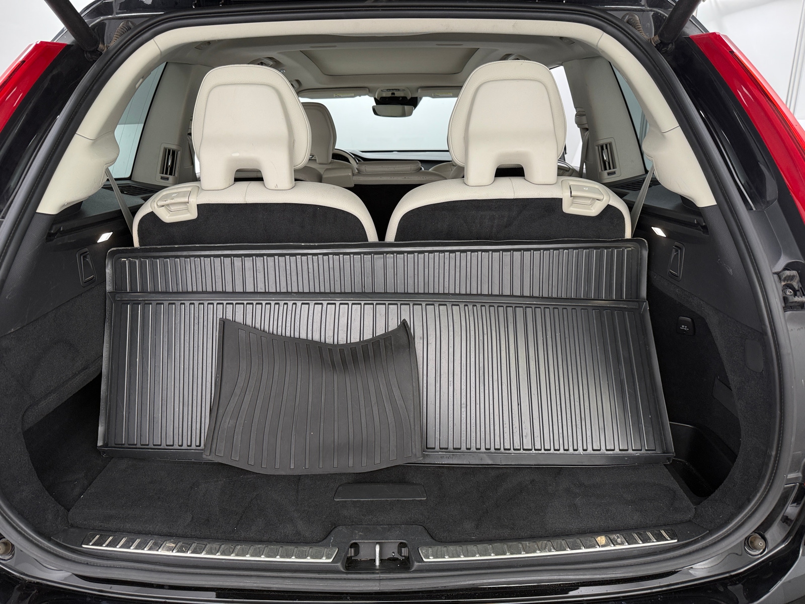 Thumbnail: 2019 Volvo XC90 - 6