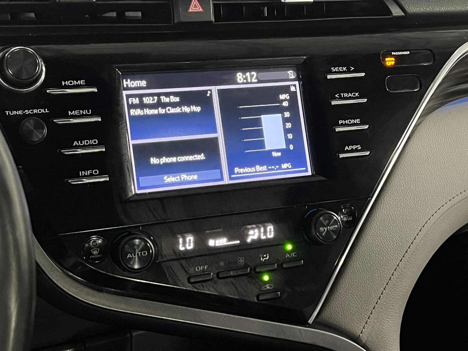 Thumbnail: 2018 Toyota Camry - 3