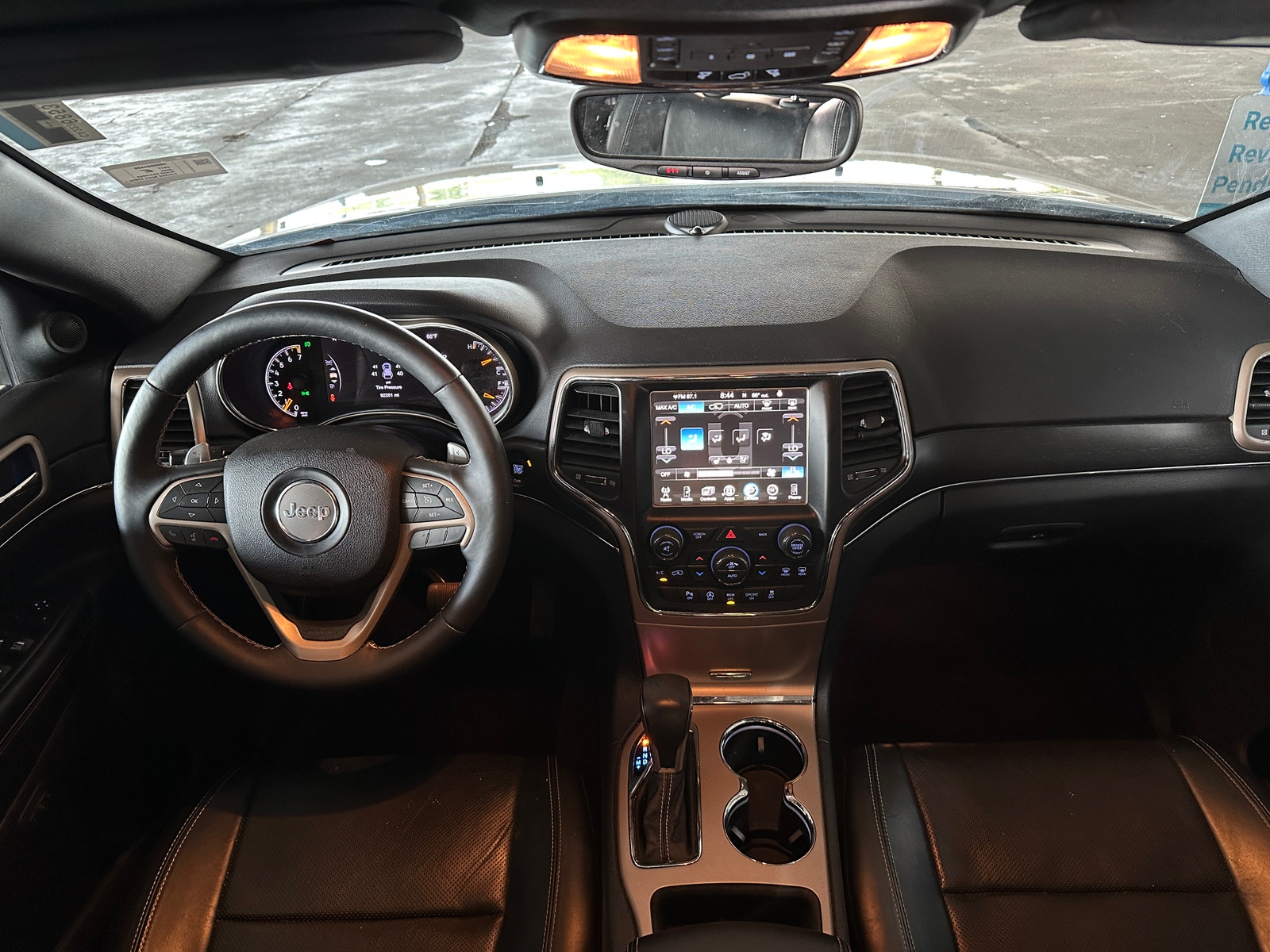 Thumbnail: 2017 Jeep Grand Cherokee - 2