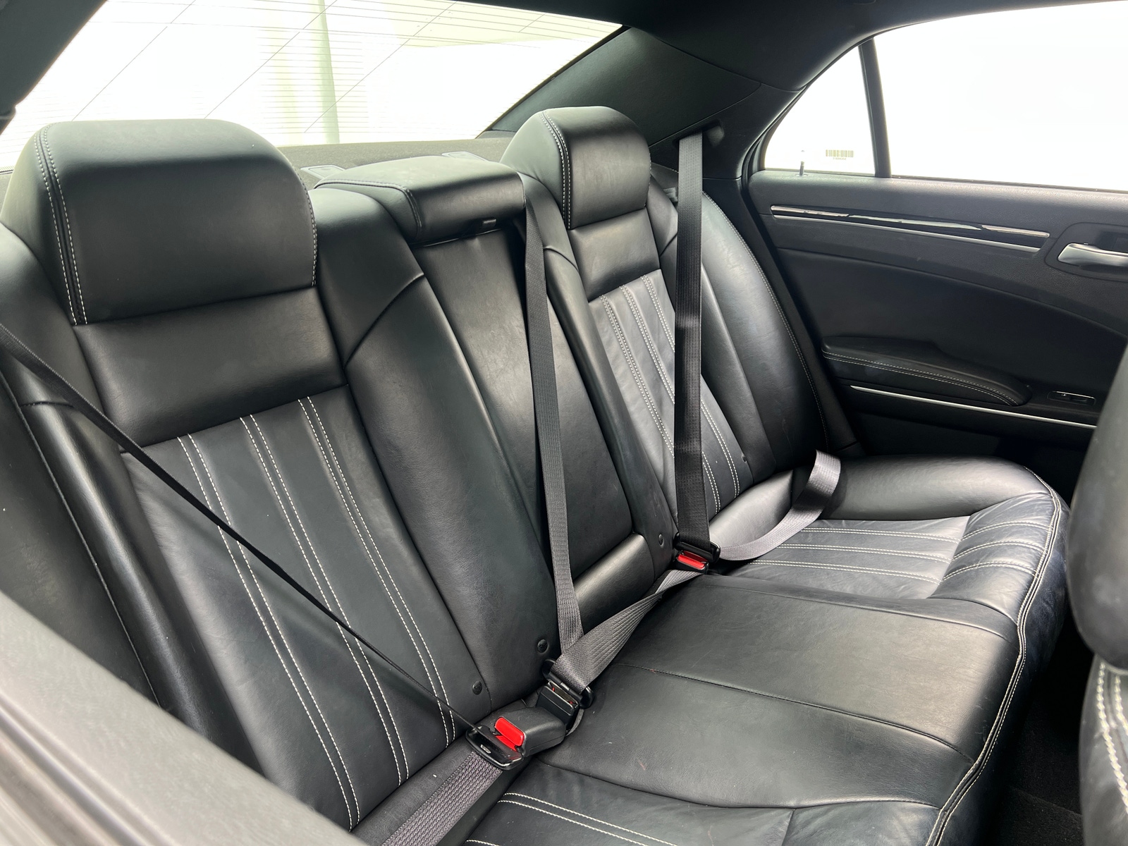 Thumbnail: 2022 Chrysler 300 - 5