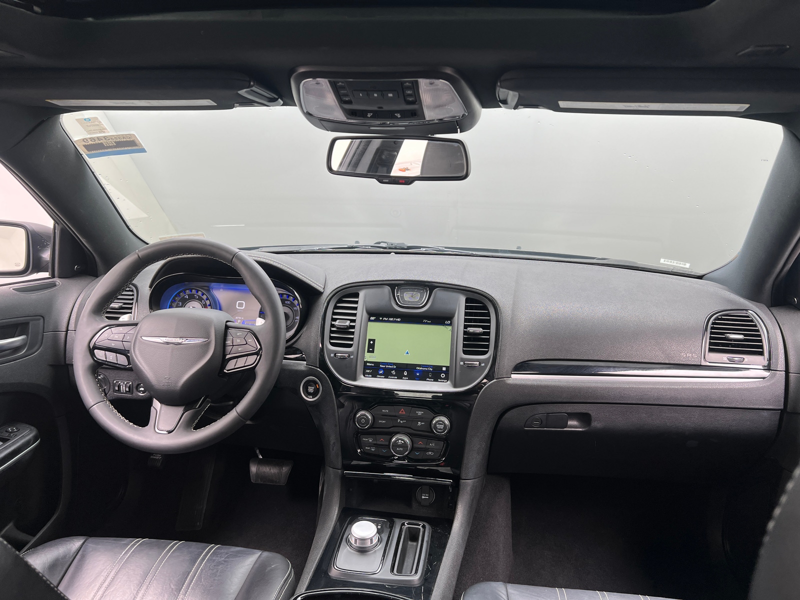 Thumbnail: 2022 Chrysler 300 - 2