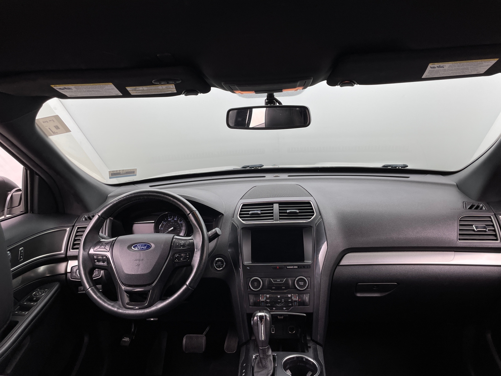 Thumbnail: 2019 Ford Explorer - 3