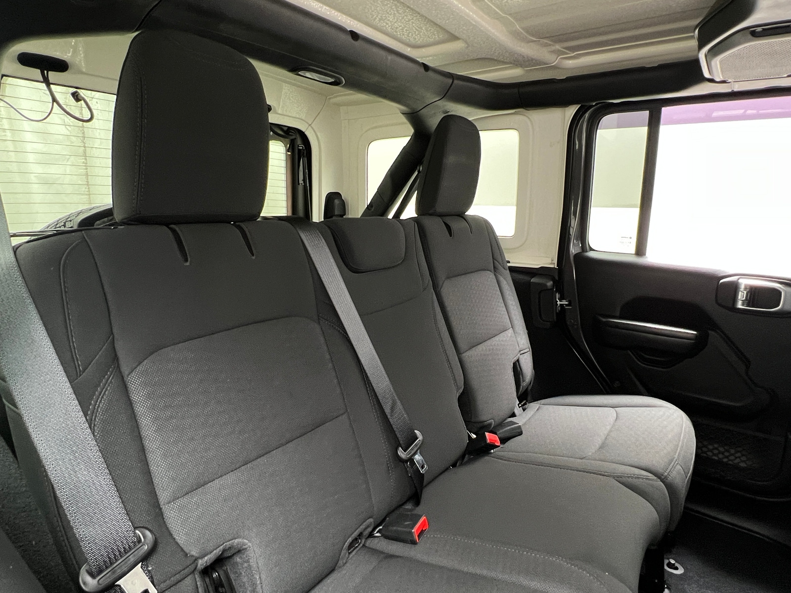 Thumbnail: 2020 Jeep Wrangler - 6