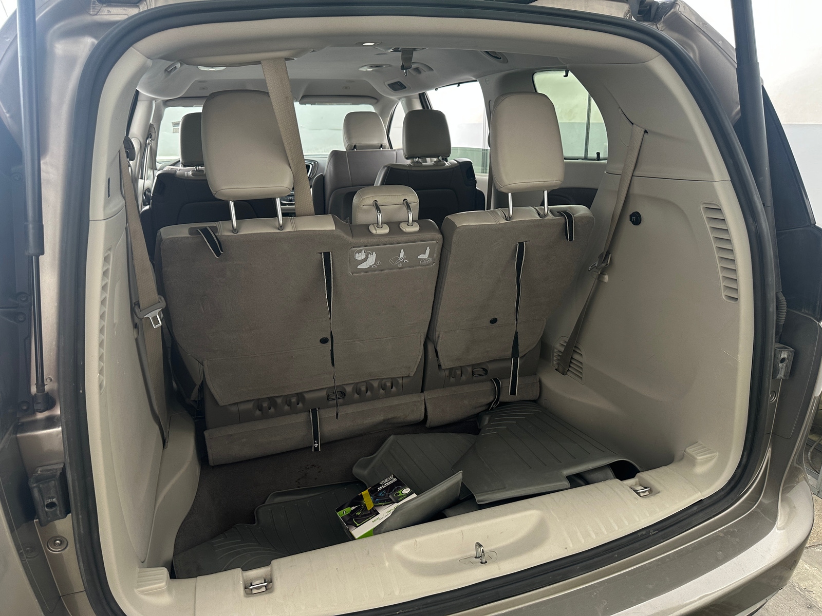 Thumbnail: 2018 Chrysler Pacifica - 6