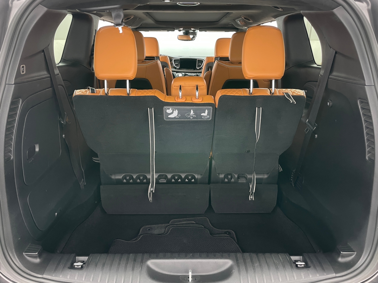 Thumbnail: 2021 Chrysler Pacifica - 6