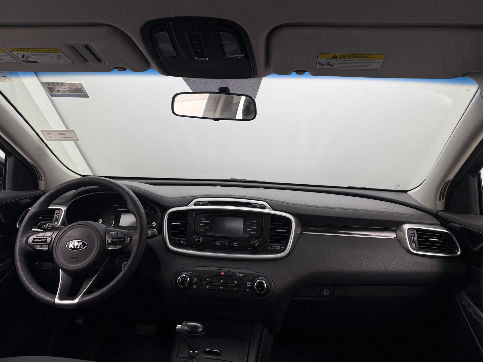Thumbnail: 2016 Kia Sorento - 3