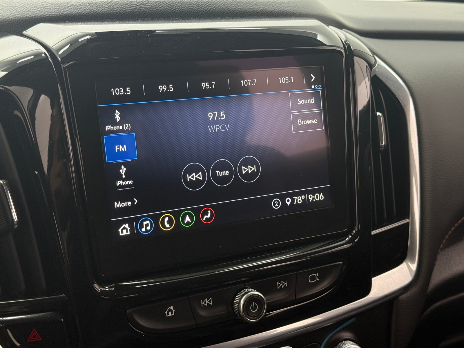 Thumbnail: 2020 Chevrolet Traverse - 3