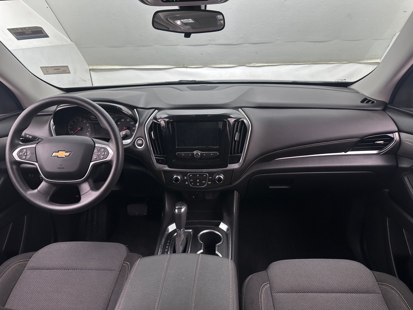 Thumbnail: 2020 Chevrolet Traverse - 3
