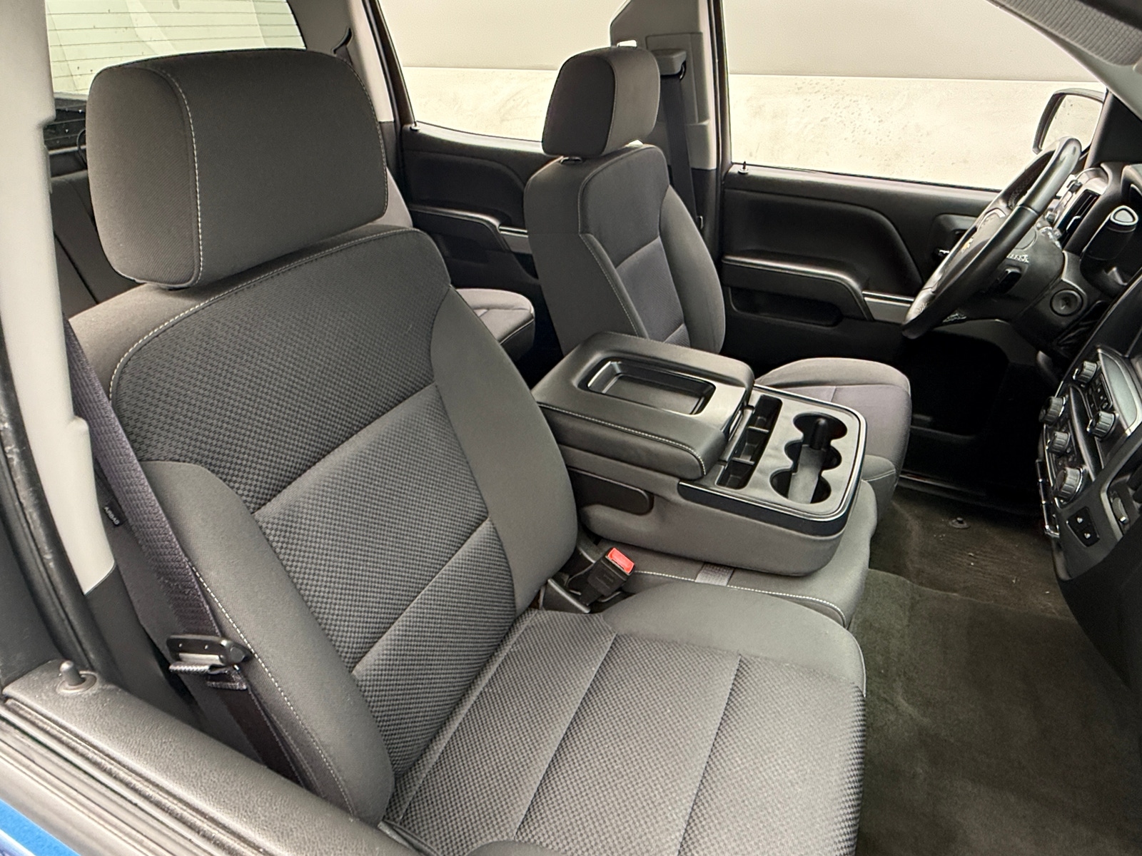 Thumbnail: 2017 Chevrolet Silverado 1500 - 2