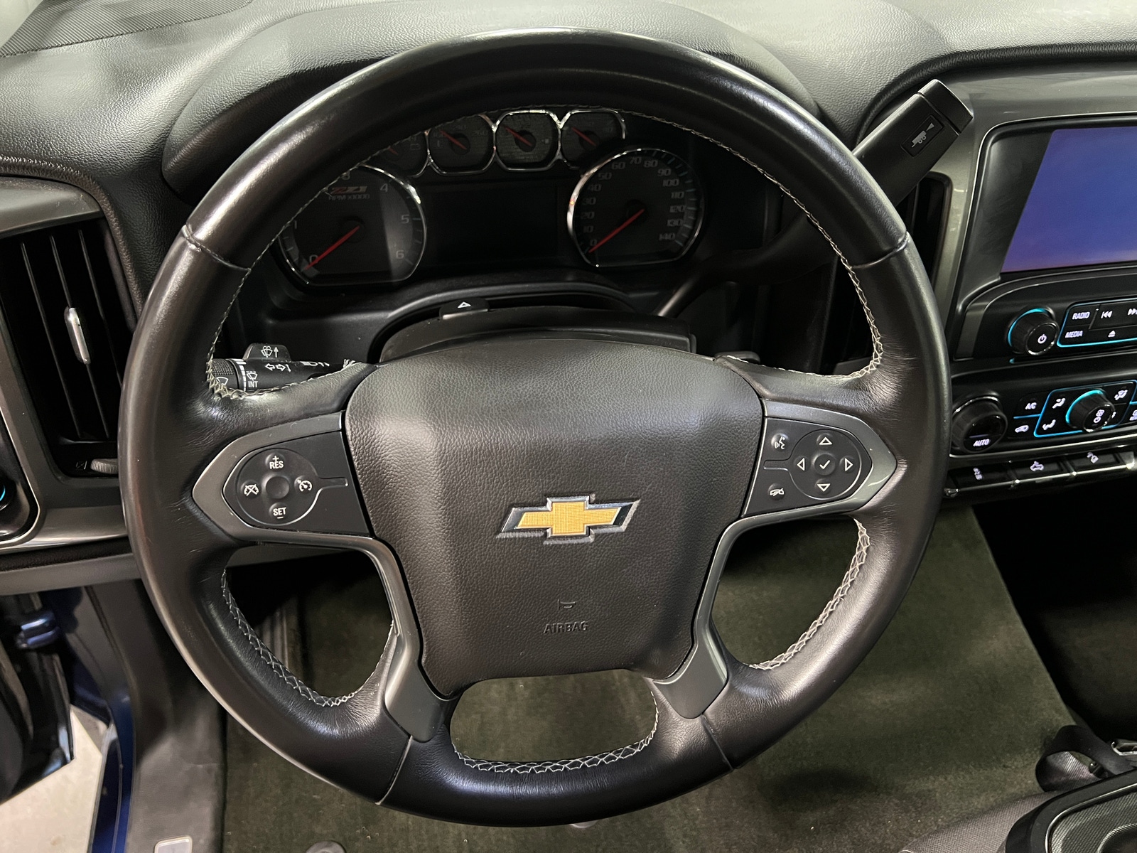 Thumbnail: 2017 Chevrolet Silverado 1500 - 5