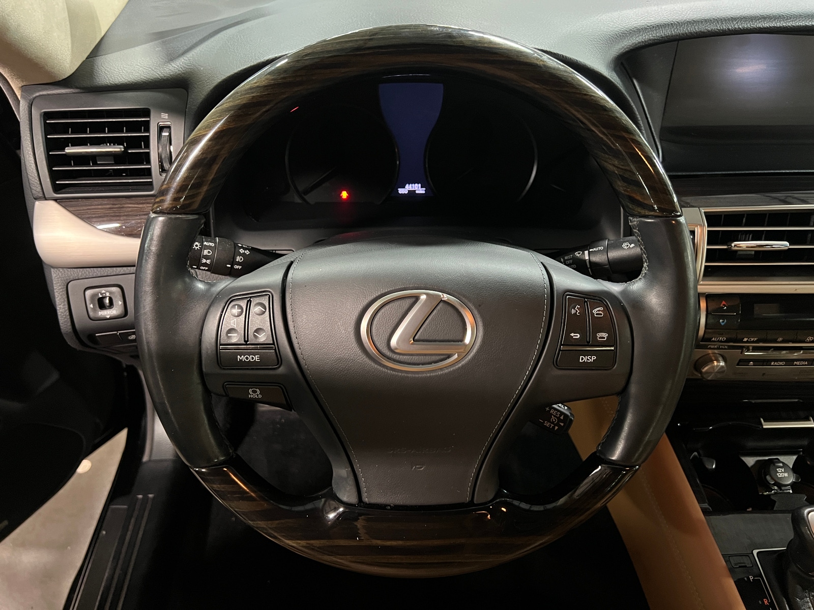 Thumbnail: 2014 Lexus LS - 4