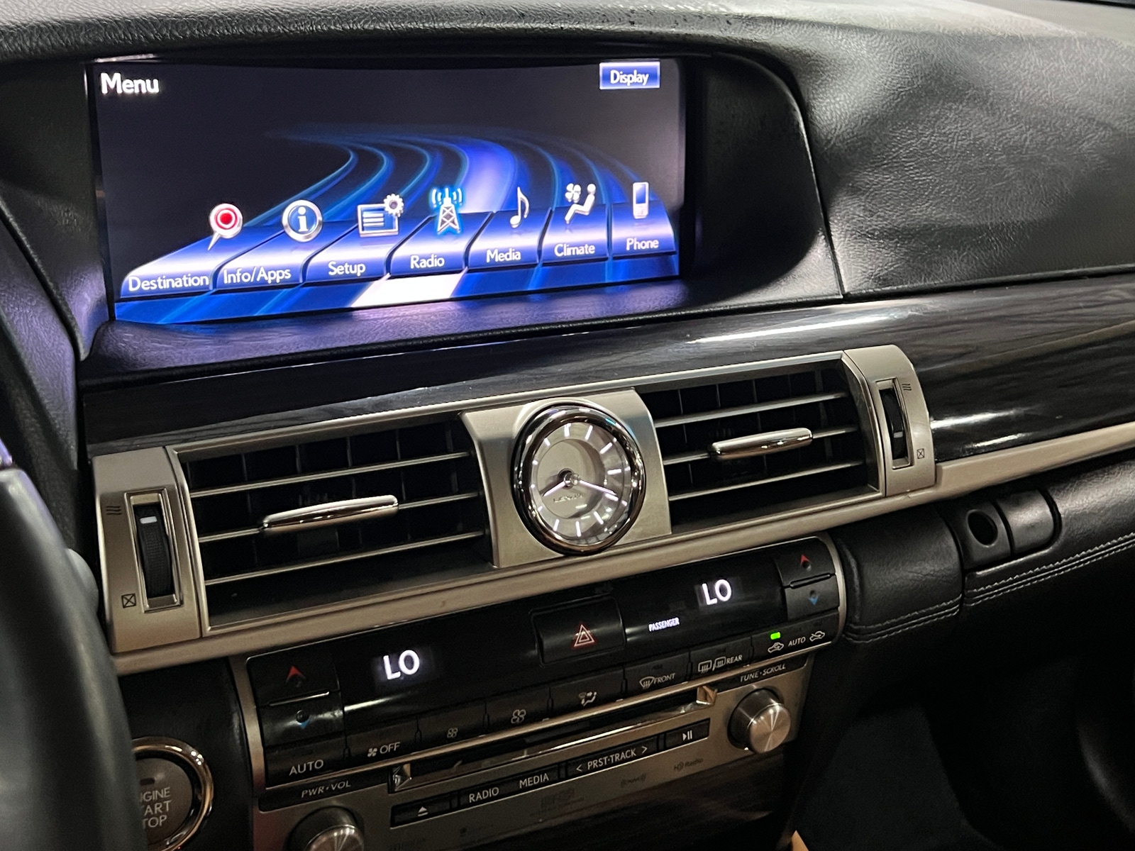 Thumbnail: 2014 Lexus LS - 3