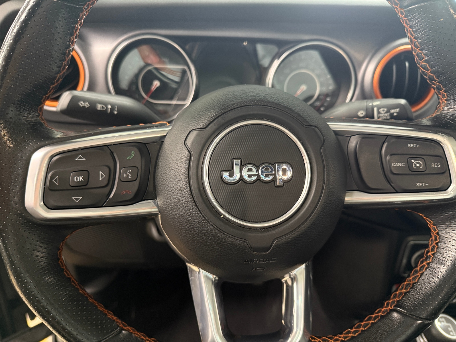 Thumbnail: 2021 Jeep Gladiator - 5