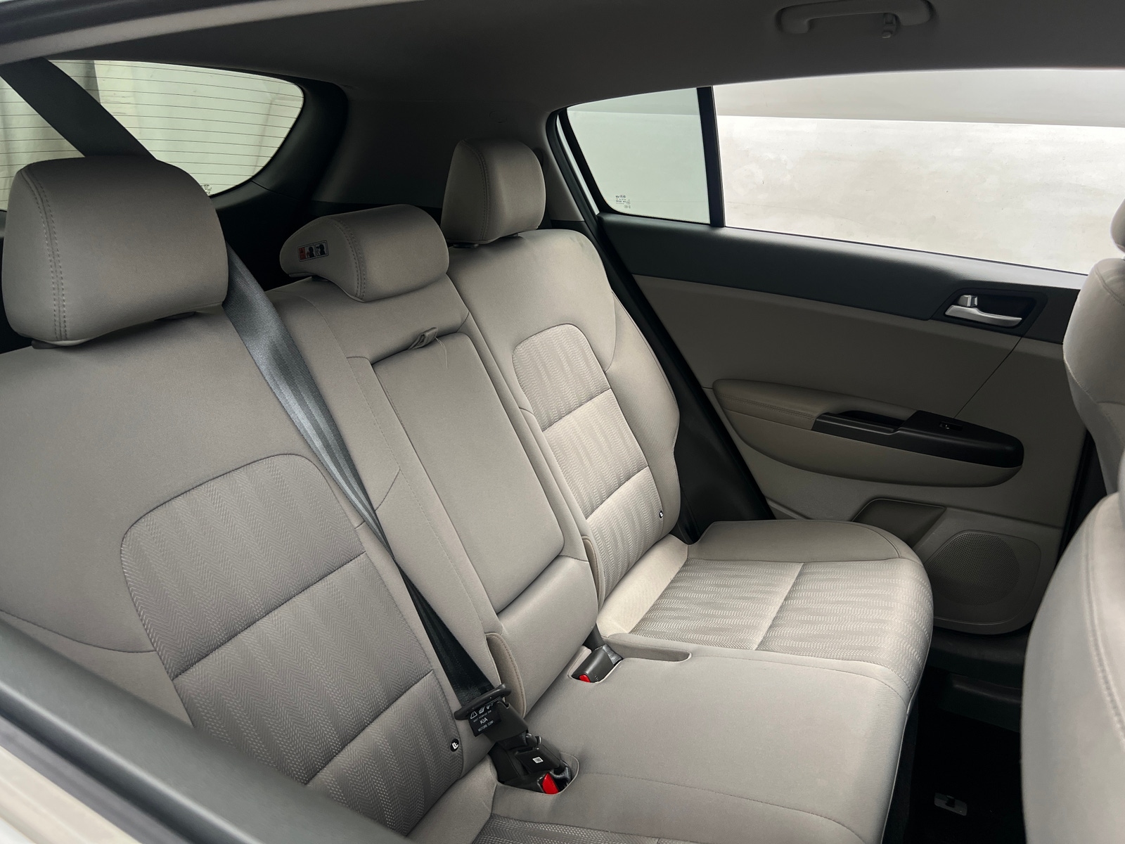 Thumbnail: 2017 Kia Sportage - 6