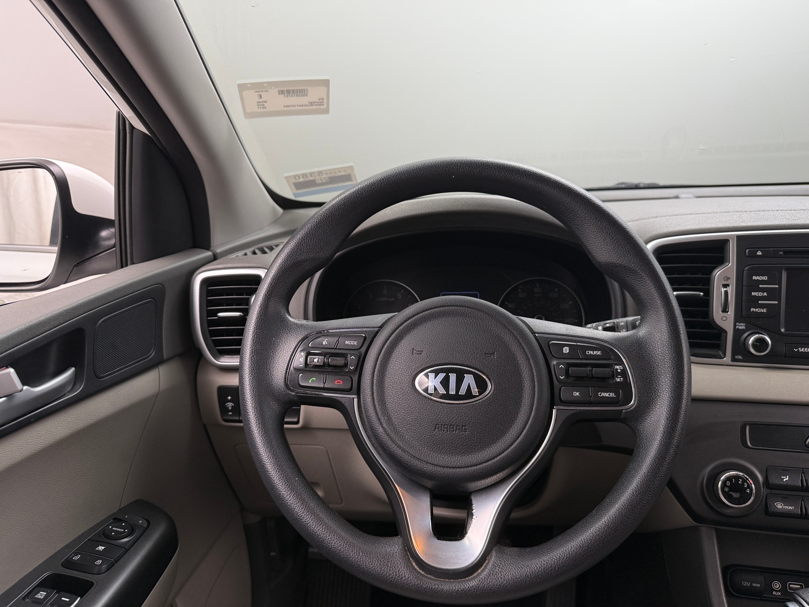 Thumbnail: 2017 Kia Sportage - 5