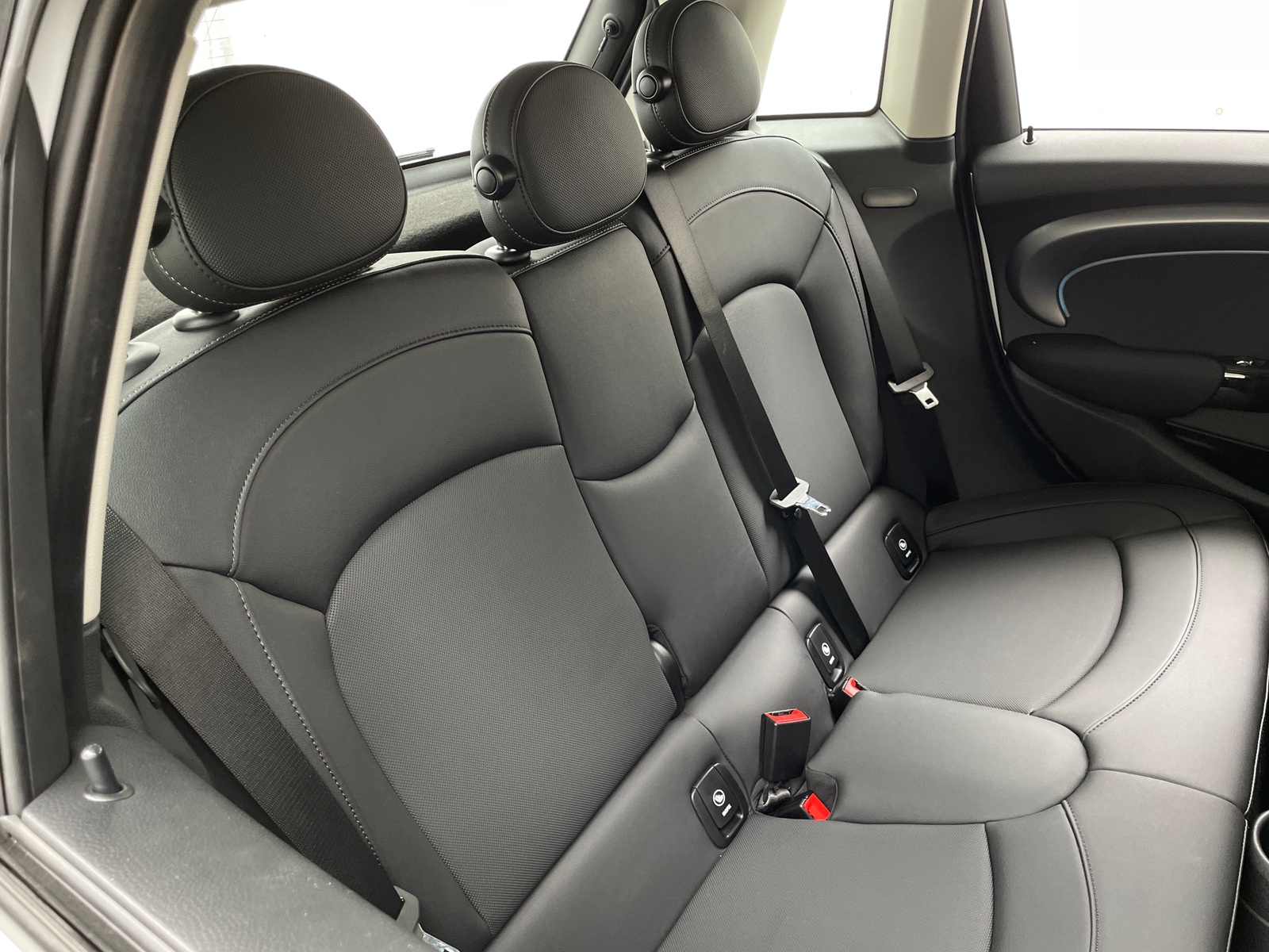 Thumbnail: 2024 MINI Cooper Hardtop - 5
