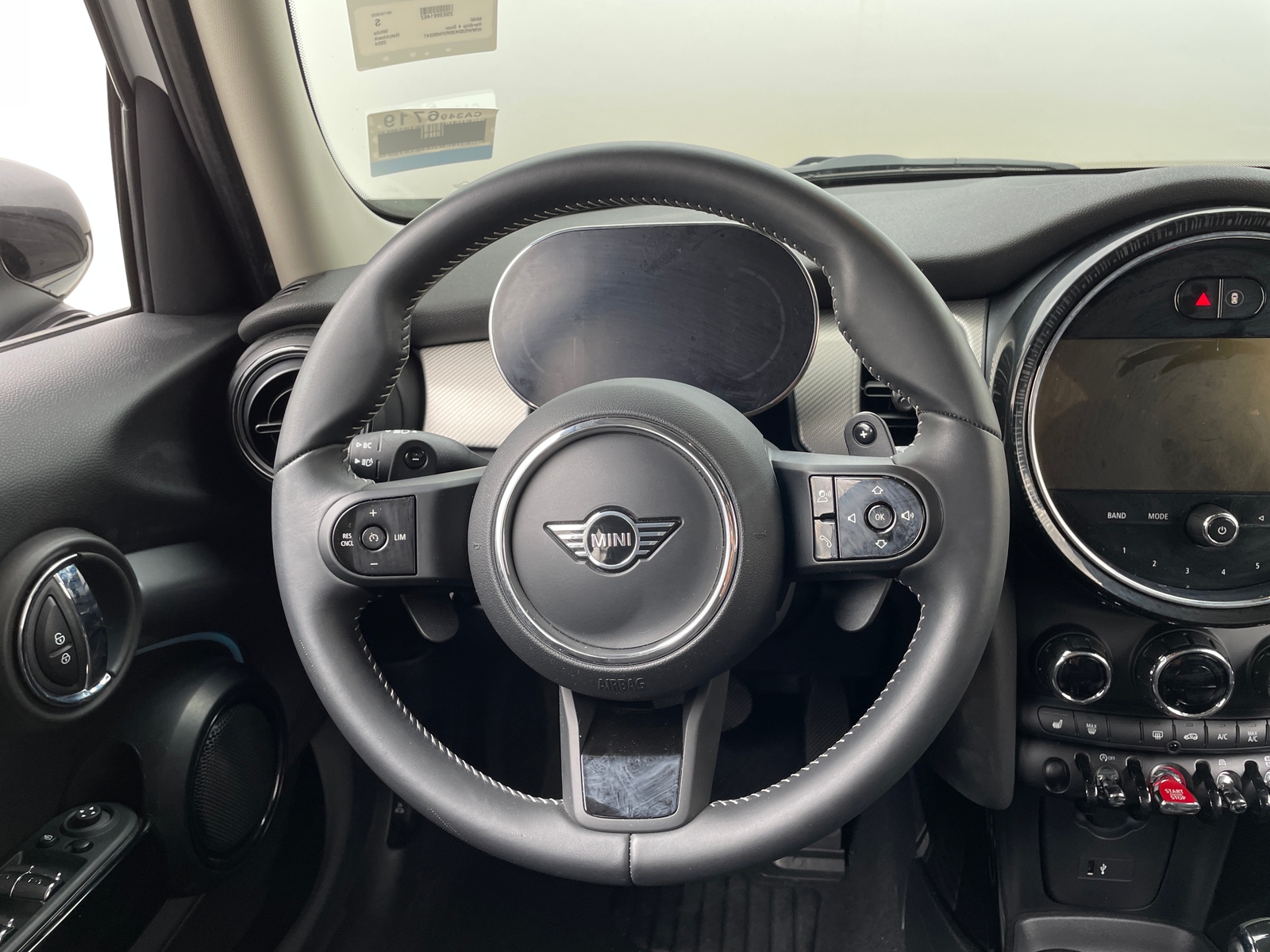 Thumbnail: 2024 MINI Cooper Hardtop - 4