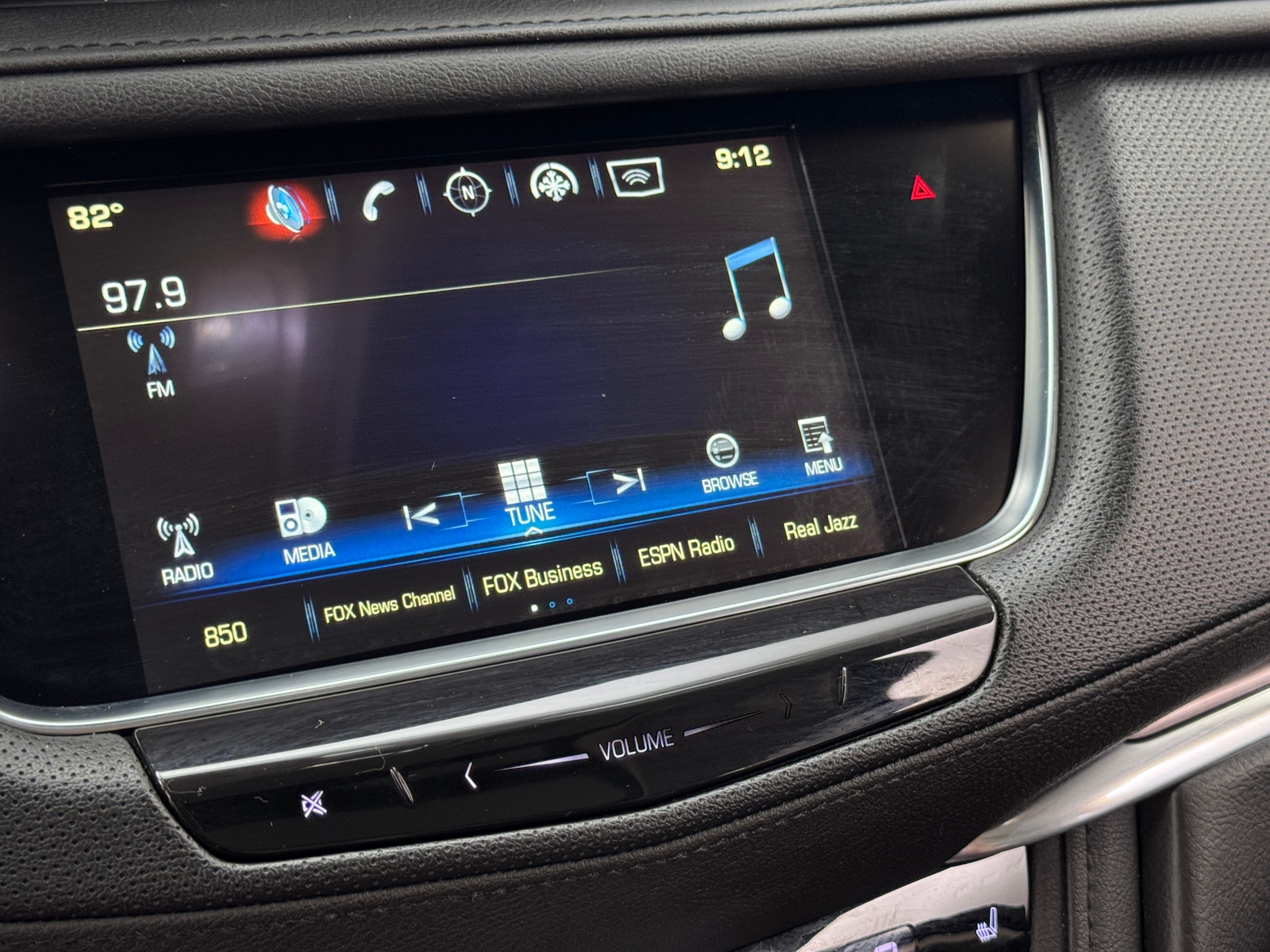 Thumbnail: 2018 Cadillac XT5 - 3