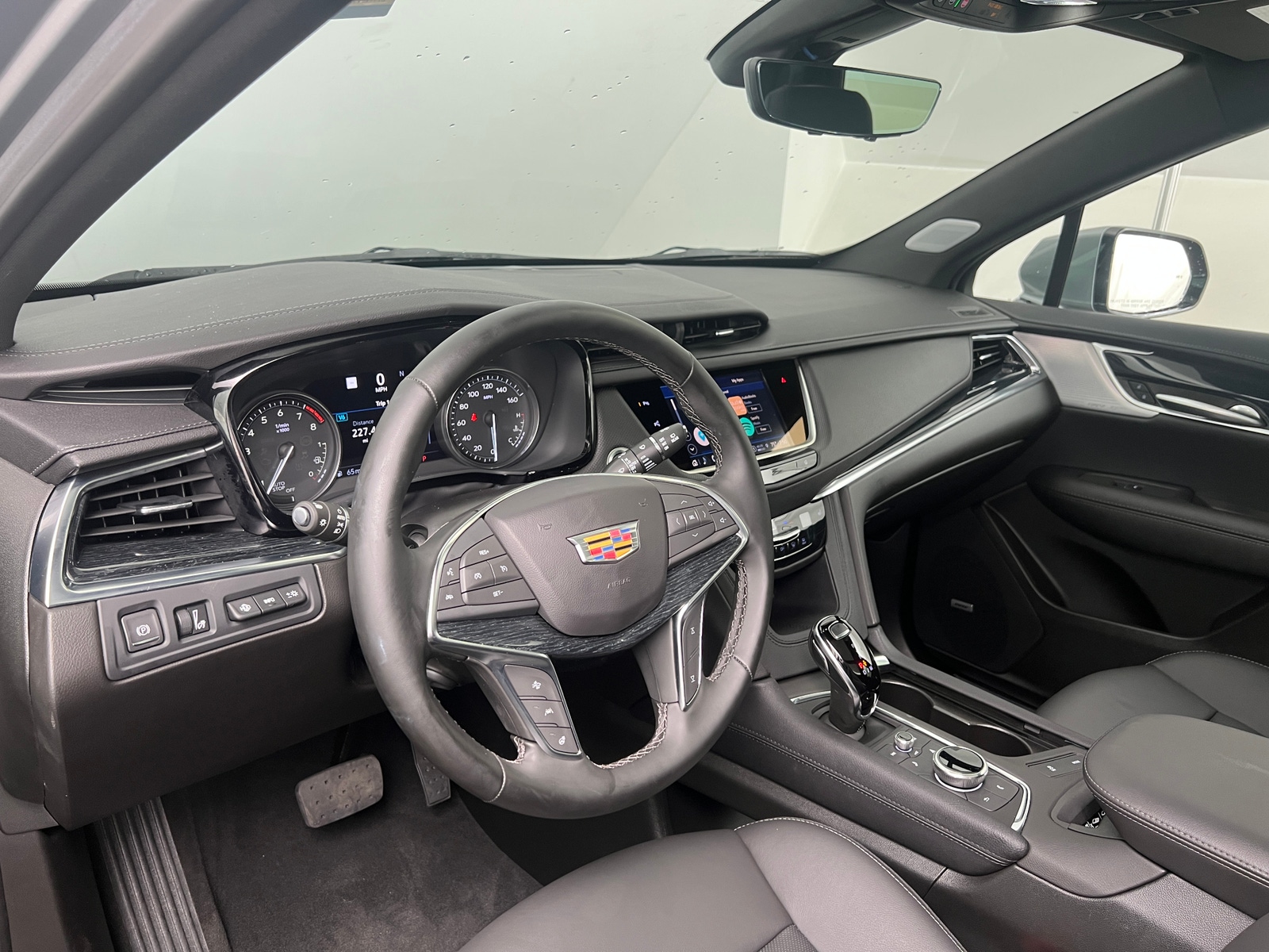 Thumbnail: 2025 Cadillac XT5 - 2