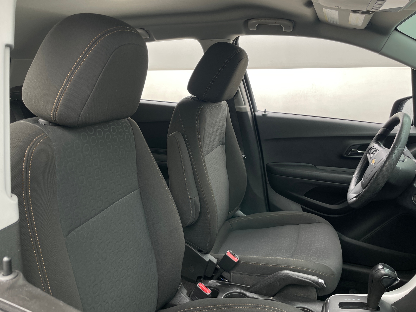 Thumbnail: 2021 Chevrolet Trax - 2