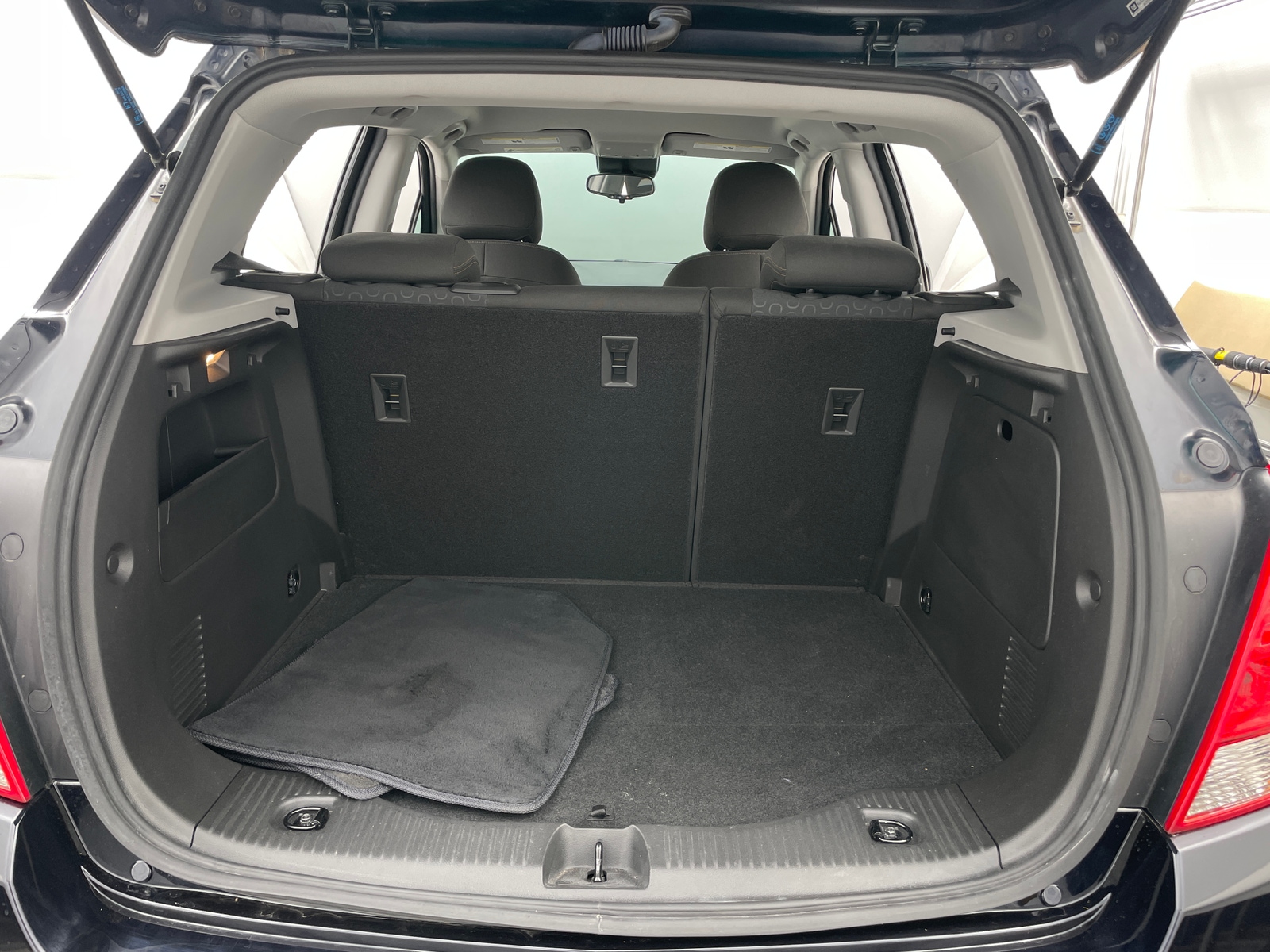 Thumbnail: 2021 Chevrolet Trax - 7