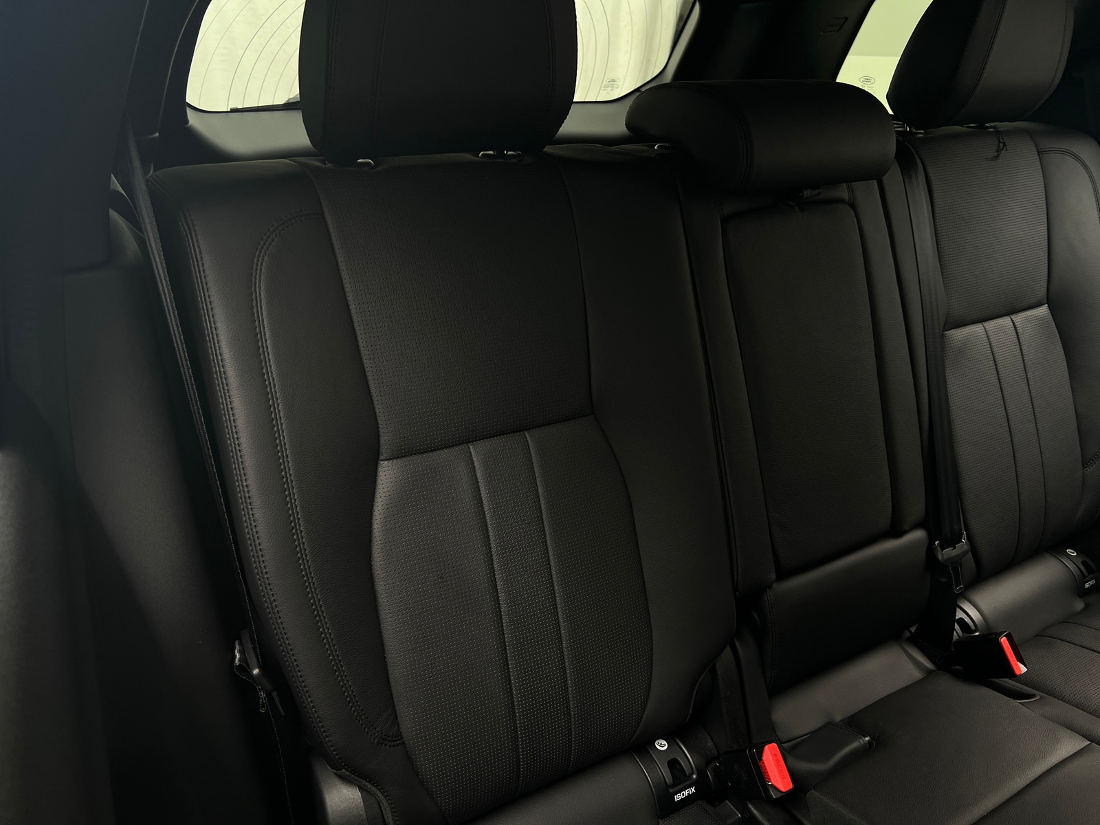 Thumbnail: 2019 Land Rover Discovery Sport - 5