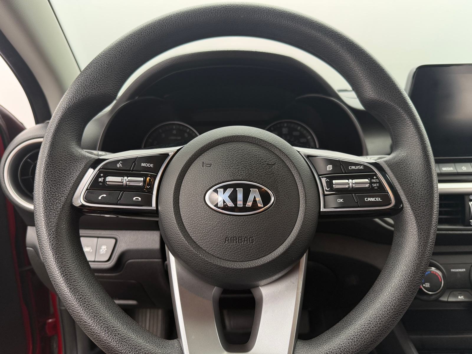 Thumbnail: 2020 Kia Forte - 5